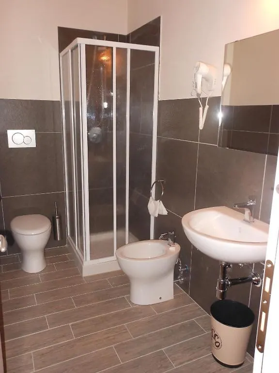 **  Hotel Cecco Arezzo Itália