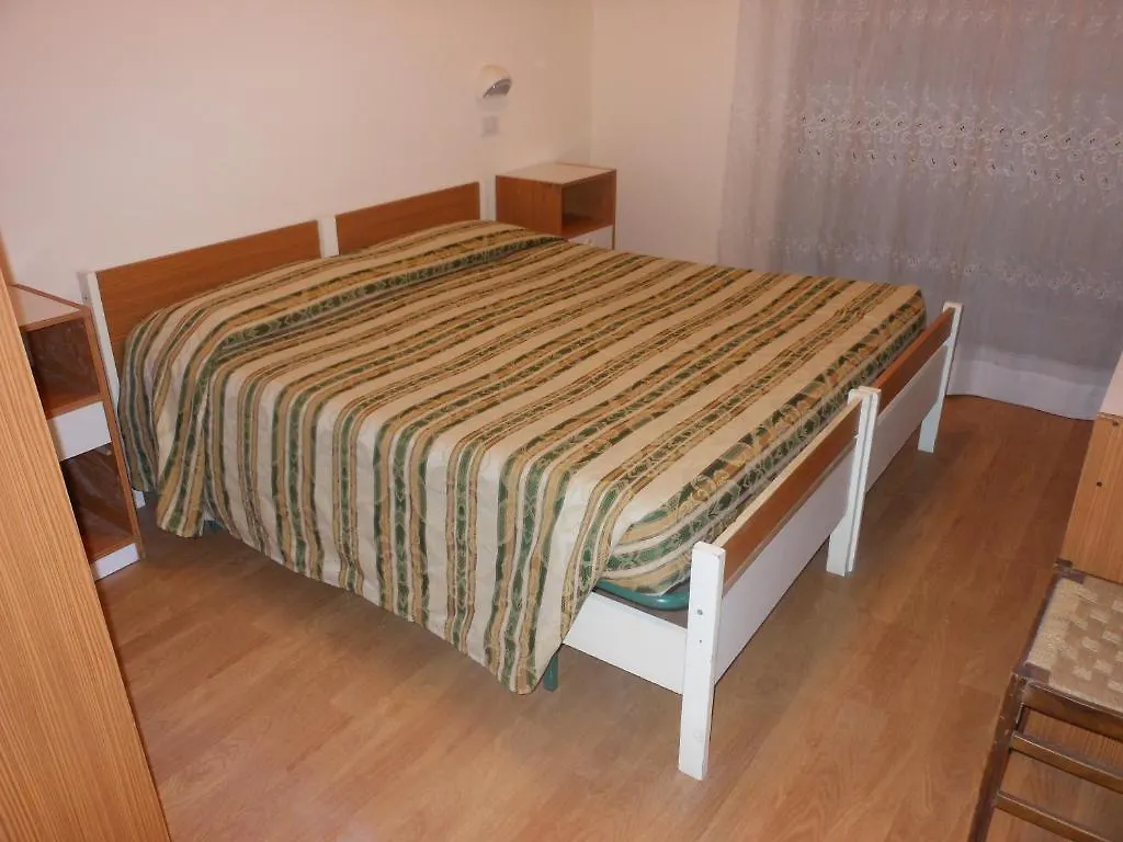 **  Hotel Cecco Arezzo Itália