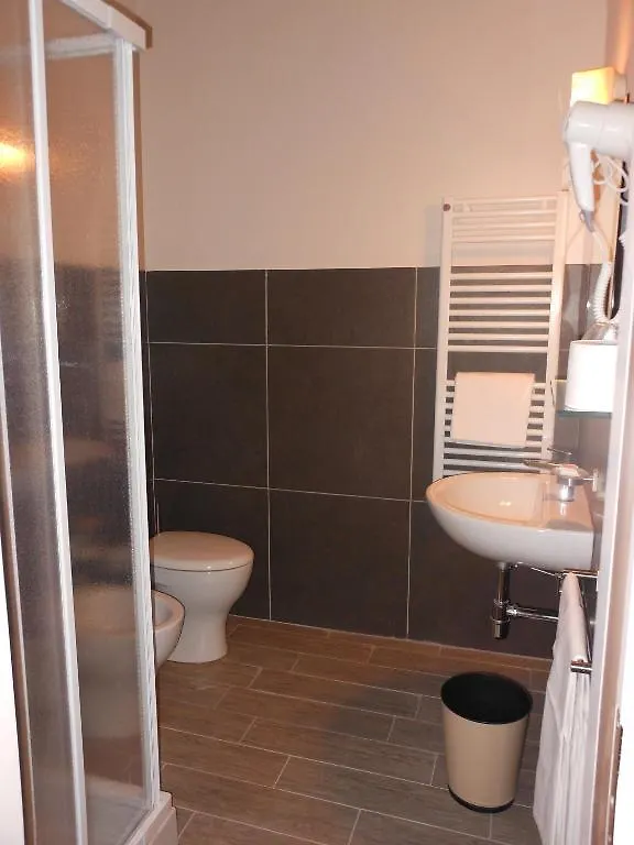Hotel Cecco Arezzo 2*,