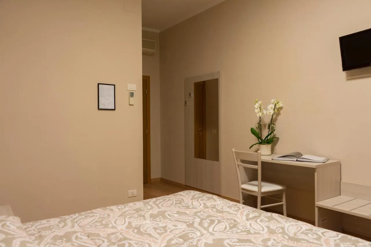 Hotel Cecco Arezzo 2*,  Italie